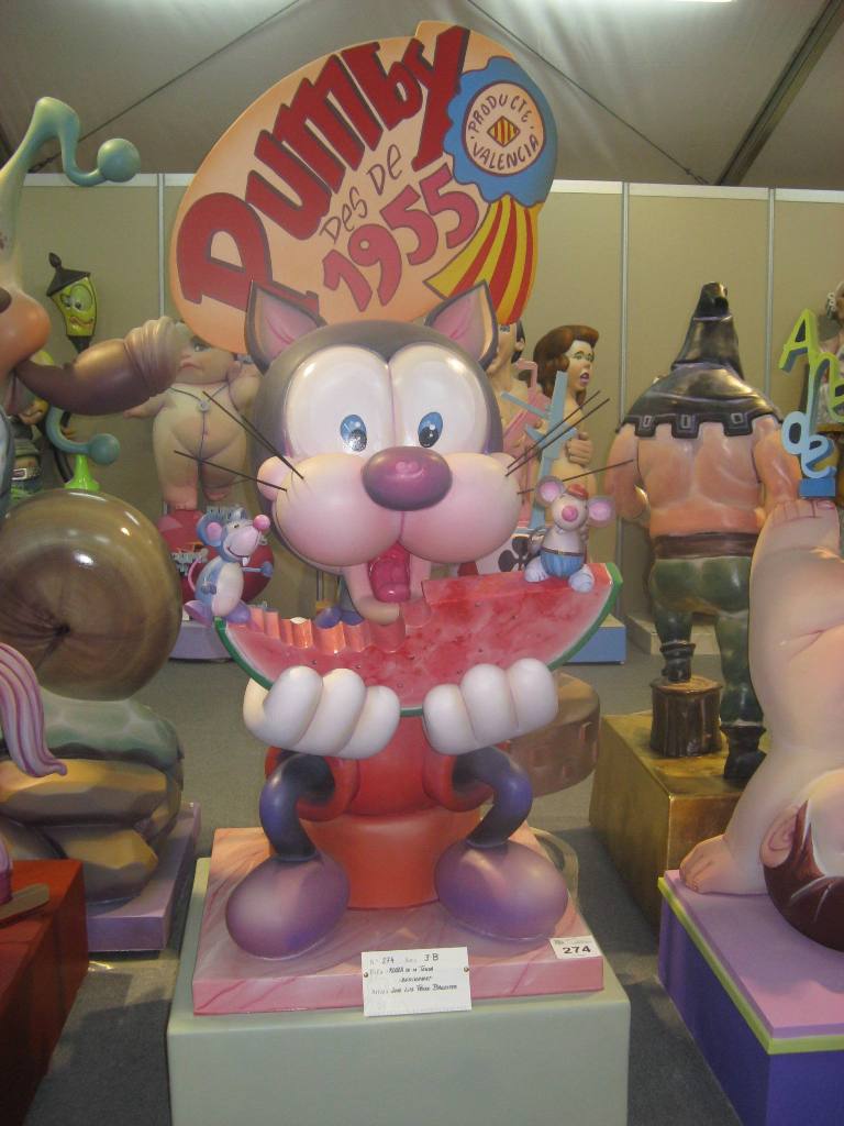 Totfalles: Plaça de la Tenda